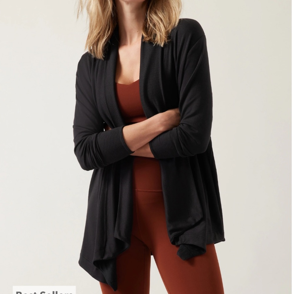 Athleta Pranayama Restore Wrap